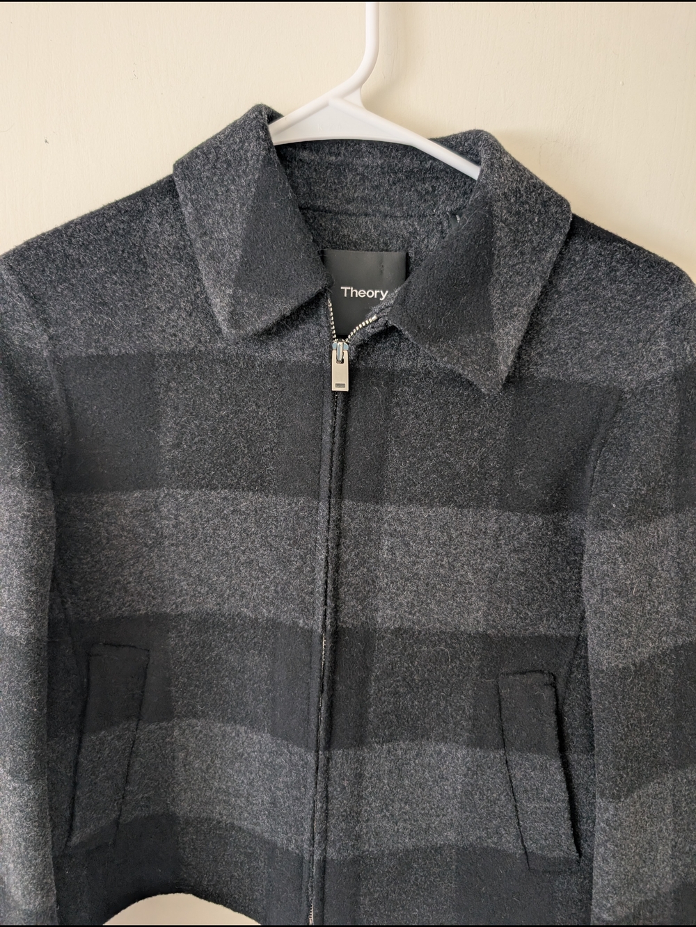 Theory Womens 0 Black Plaid 100% Wool Zip Up Jacket Contemporary Preppy Classic - Picture 3 of 7